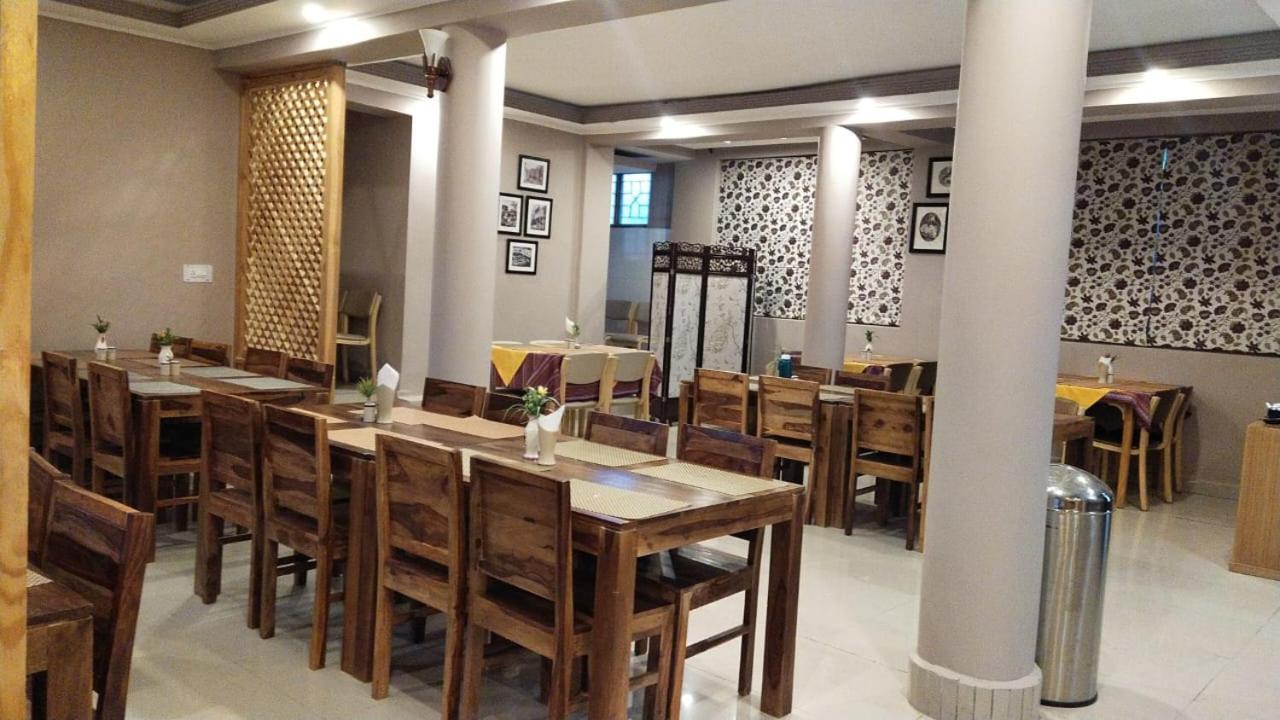 Kanishka Hotel Ladakh By Lexstays Leh Extérieur photo